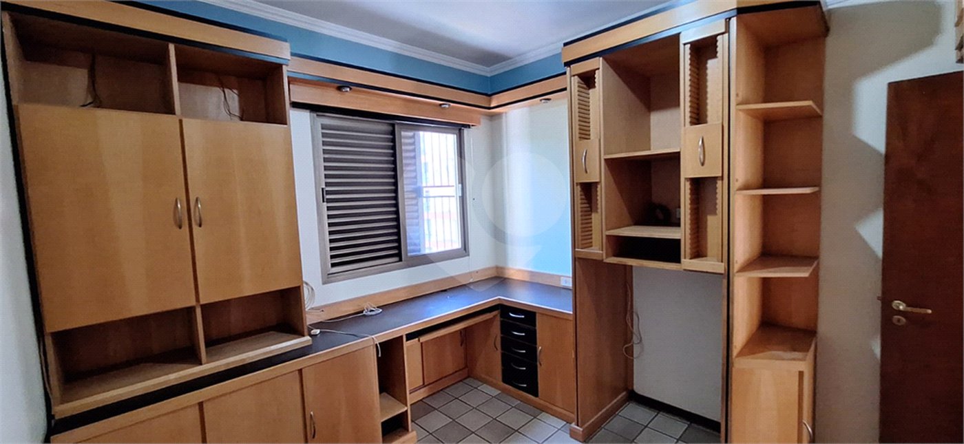 Apartamento à venda com 3 quartos, sendo 1 suíte,  no Centro, Ribeirão Preto, SP