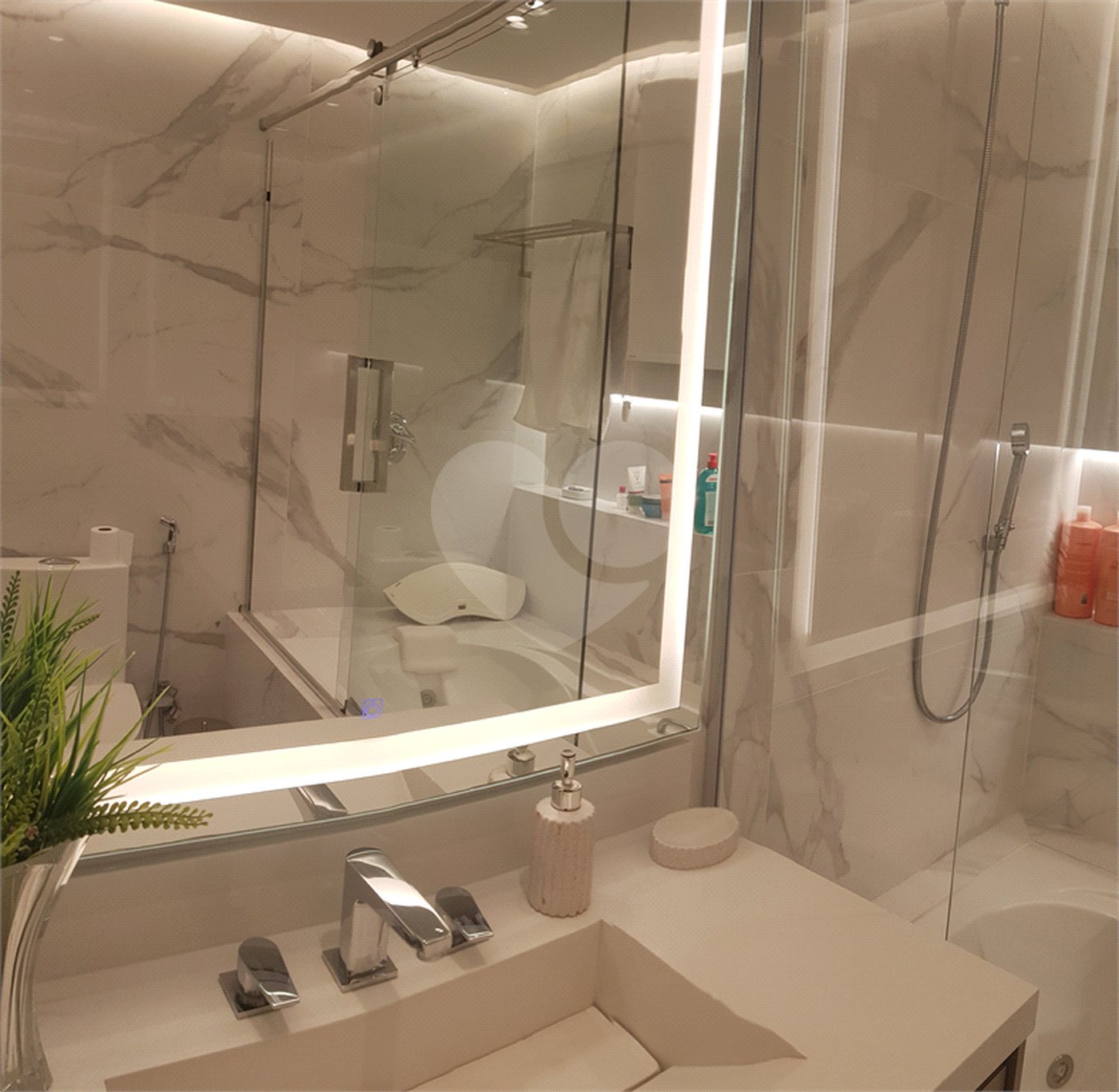 Apartamento à venda com 3 quartos, sendo 1 suíte, em Vila Aurora (zona Norte), São Paulo, SP