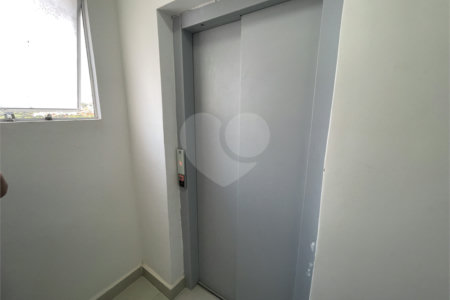 Apartamento à venda com 2 quartos em Vila Regina, Itapetininga, SP
