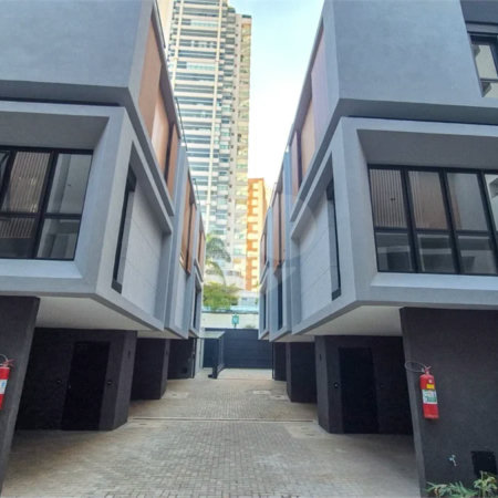 CASA DE CONDOMINIO CUBE TUTOIA/196m2/3Q/1SUITE + ROOFTOP