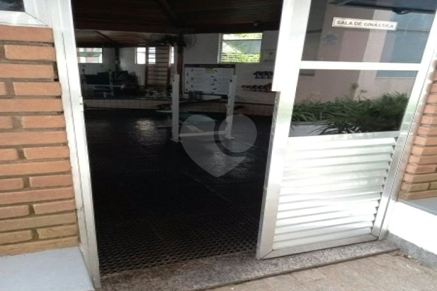 Apartamento à venda com 3 quartos, sendo 1 suíte, em Vila Santa Catarina, São Paulo, SP