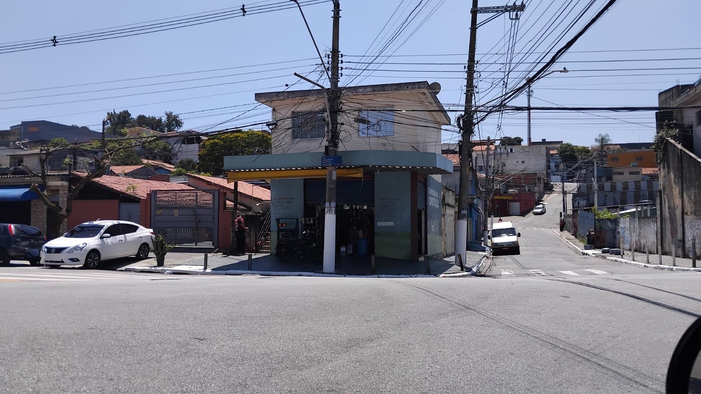 Casa à venda com 8 quartos em Vila Dalva, São Paulo, SP