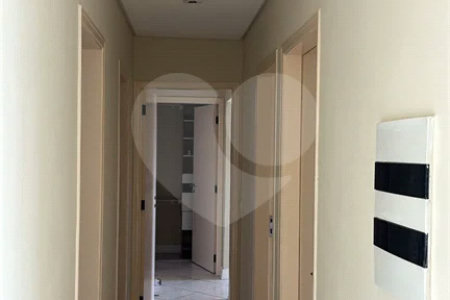 Apartamento à venda com 4 quartos, sendo 1 suíte, no Centro, Jundiaí, SP