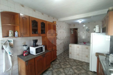 Sobrado à venda com 3 quartos em Chora Menino, São Paulo, SP