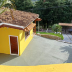 Casa para alugar com 3 quartos, sendo 1 suíte, em Vila Petrópolis, Atibaia, SP