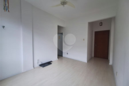 Apartamento à venda com 2 quartos, sendo 1 suíte,  em Tijuca, Rio de Janeiro, RJ