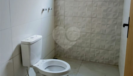 Casa à venda com 2 quartos em Parque Itapê, Itapetininga, SP