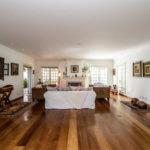 Casa à venda com 5 quartos, sendo 4 suítes, no condomínio Bounganville, São Paulo - SP