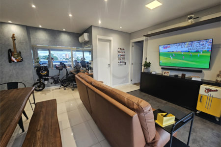 Apartamento à venda com 2 quartos, sendo 1 suíte,  em Tatuapé, São Paulo, SP