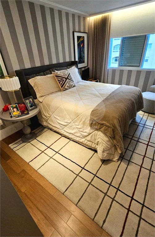 Apartamento à venda com 3 quartos, sendo 1 suíte, em Jardim Europa, São Paulo, SP
