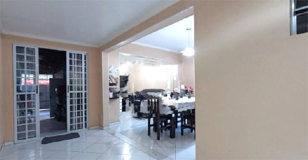 Casa à venda com 3 quartos, sendo 1 suíte, em Jardim Cumbica, Guarulhos, SP