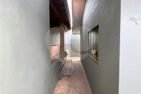 Casa para alugar com 3 quartos, sendo 1 suíte, em Parque das Aroeiras, Ponta Porã, MS