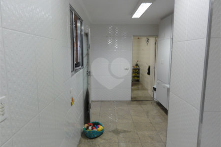 Sobrado à venda com 3 quartos, sendo 1 suíte, em Jardim São Paulo(zona Norte), São Paulo, SP