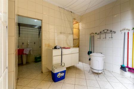 Casa à venda com 3 quartos, sendo 1 suíte, em São Judas, São Paulo, SP