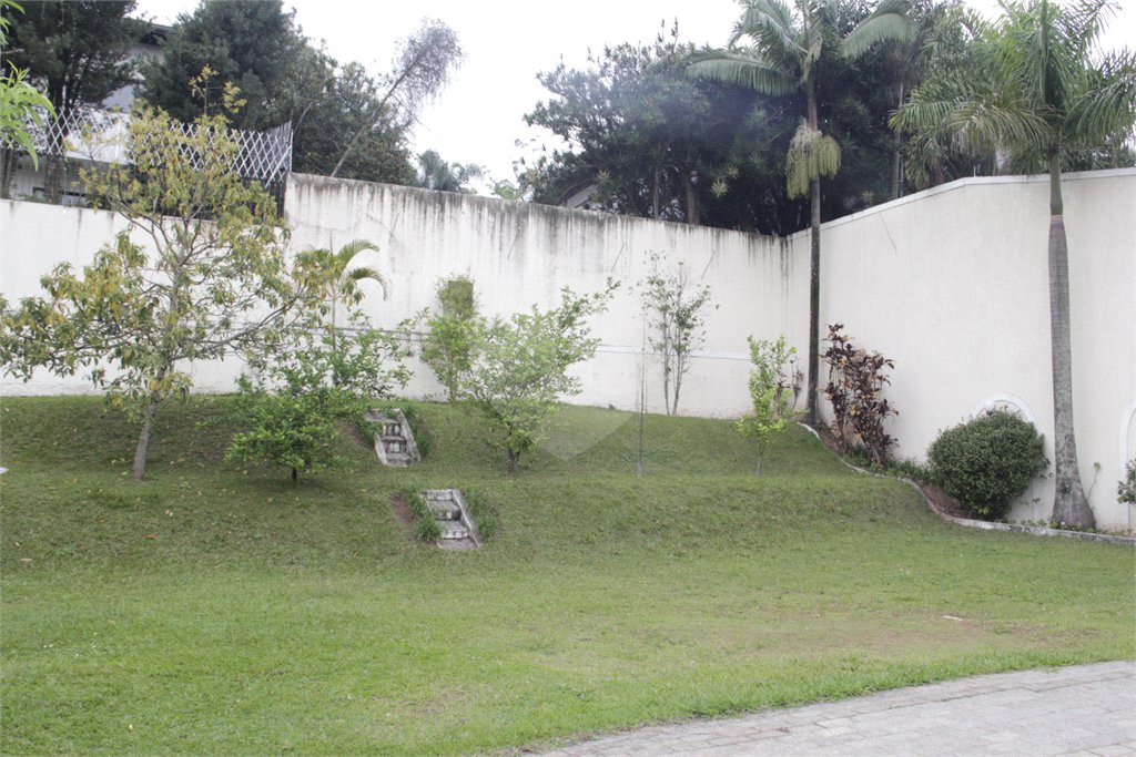 Casa à venda ou para alugar com 5 suítes em Jardim Leonor, São Paulo, SP