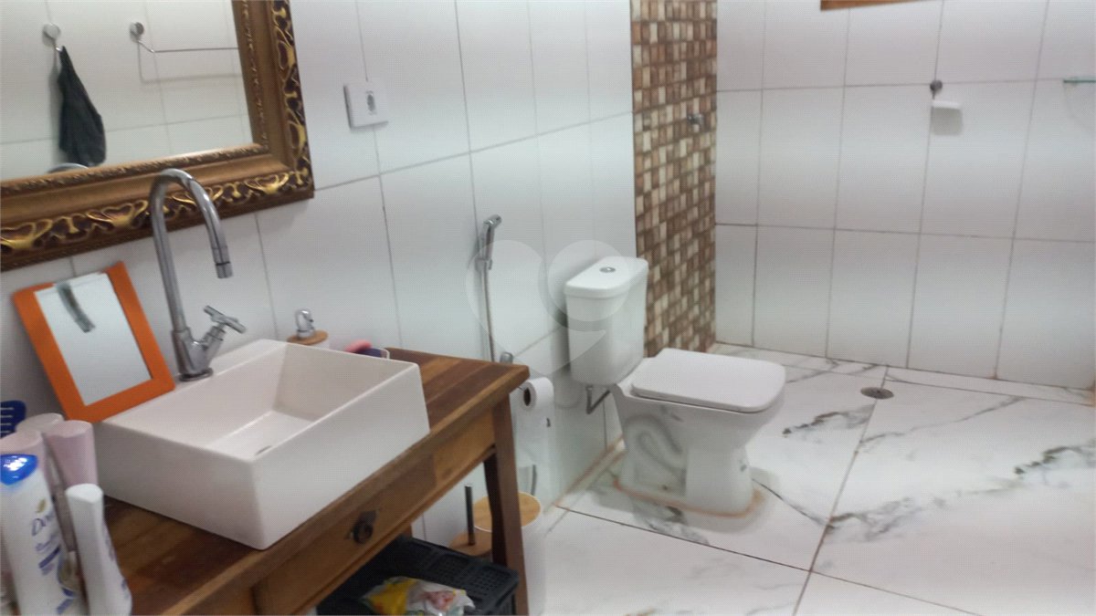 Chácara à venda com 4 quartos, sendo 1 suíte,  em Loteamento Quinta da Mata, Ibiúna, SP