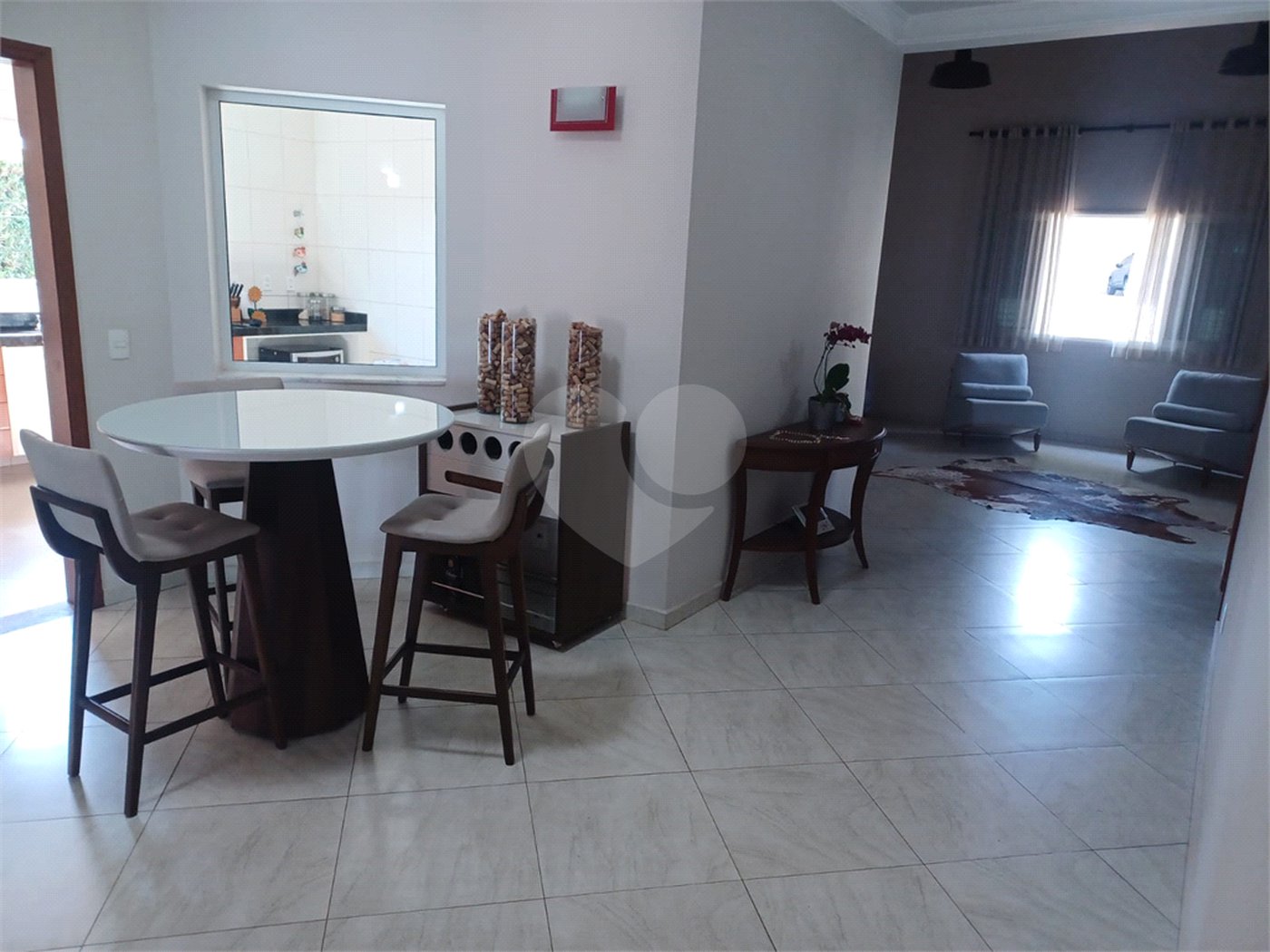 Casa à venda com 2 quartos, sendo 1 suíte, no condomínio Terras de Mont Serrat, Salto - SP