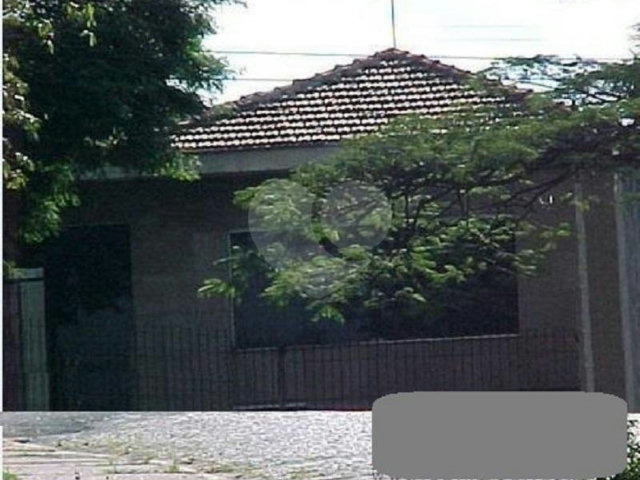 Sobrado à venda com 6 quartos, sendo 1 suíte,  em Santana, São Paulo, SP