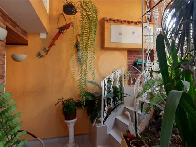 Sobrado à venda com 2 quartos em Horto, São Paulo, SP