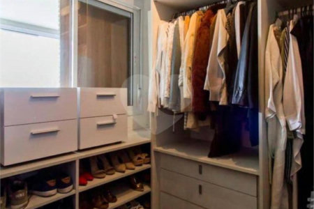 Apartamento à venda com 3 quartos, sendo 1 suíte,  em Vila Anastácio, São Paulo, SP