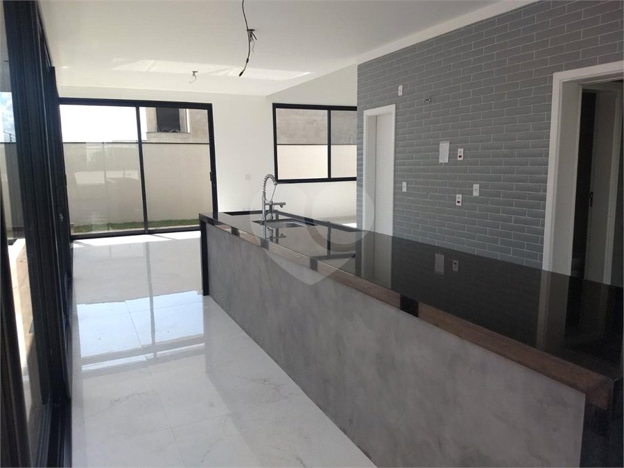 Casa à venda com 3 suítes no condomínio Terras Alpha Nova Esplanada, Votorantim - SP