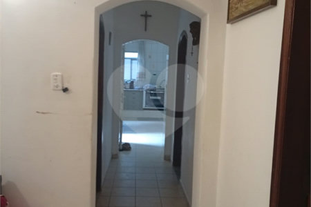 Casa à venda com 3 quartos, sendo 1 suíte, em Parque Vitória, São Paulo, SP