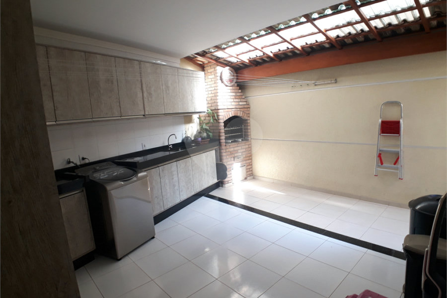 Sobrado à venda com 3 suítes em Vila Medeiros, São Paulo, SP