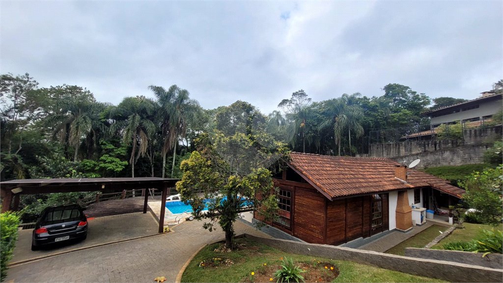 Casa à venda com 3 suítes no condomínio Sausalito, Mairiporã - SP