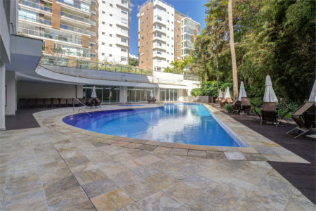 Apartamento à venda com 3 suítes em Granja Julieta, São Paulo, SP