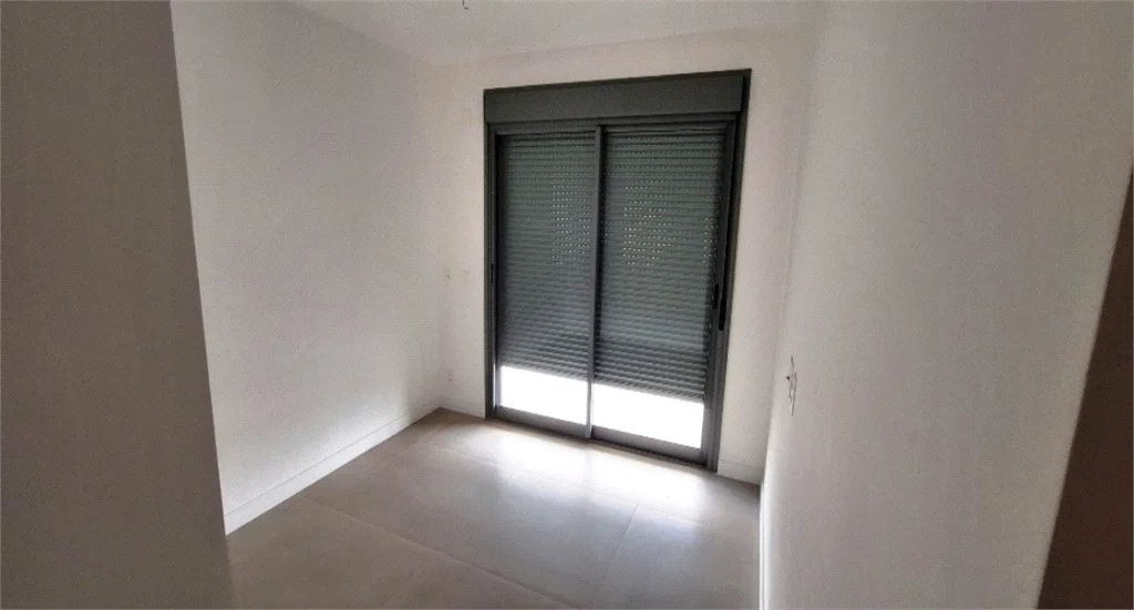 Apartamento à venda com 3 suítes em Sumarezinho, São Paulo, SP