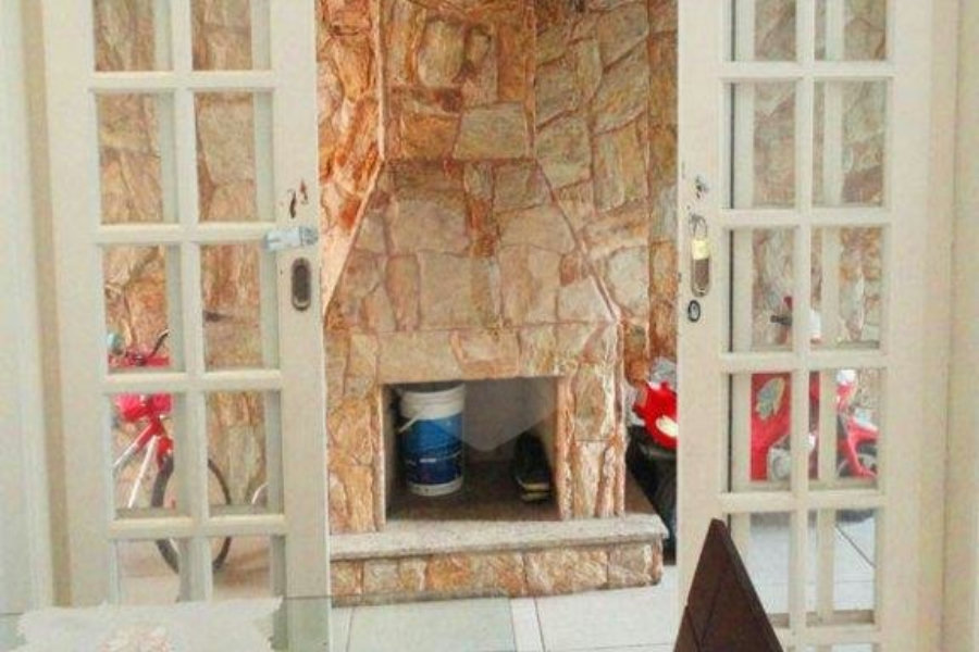 Casa Térrea à venda com 3 quartos, sendo 1 suíte, em Vila Galvão, Guarulhos, SP