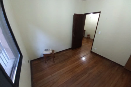 Casa à venda com 4 quartos, sendo 2 suítes, em Parque Esmeralda, São Paulo, SP