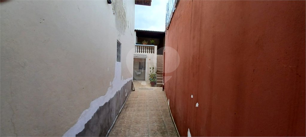 Sobrado à venda com 3 quartos, sendo 1 suíte, em Tremembé, São Paulo, SP
