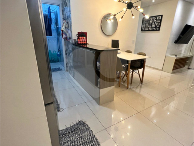 Apartamento à venda com 2 quartos, sendo 1 suíte,  em Parque Novo Mundo, São Paulo, SP