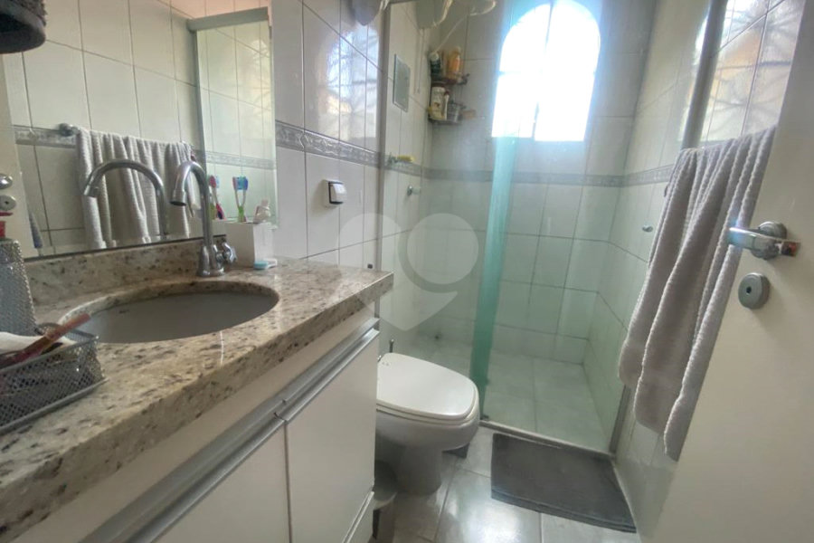 Casa à venda com 4 quartos, sendo 2 suítes, em Parada Inglesa, São Paulo, SP