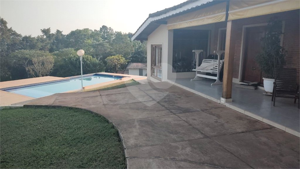 Casa à venda com 9 quartos, sendo 4 suítes, em Jardim Maracanã, Atibaia, SP