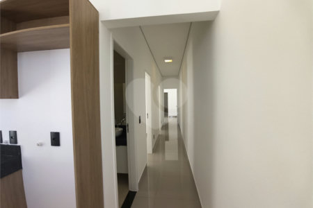 Casa à venda ou para alugar com 3 quartos, sendo 1 suíte, no condomínio Condomíno Helena Maria, Sorocaba - SP