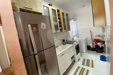 Apartamento à venda com 2 quartos em Parque Santa Rosa, Suzano, SP