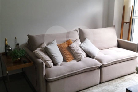 Apartamento à venda com 2 quartos em Jardim Barro Branco, Cotia, SP