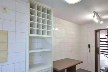 Cobertura à venda com 3 quartos, sendo 2 suítes,  em Paraíso do Morumbi, São Paulo, SP
