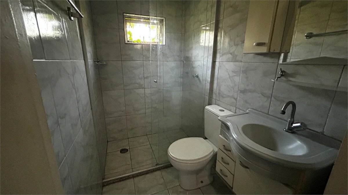 Sobrado à venda com 3 quartos, sendo 2 suítes, em Cidade São Francisco, São Paulo, SP
