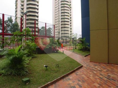 Apartamento à venda com 3 suítes em Vila Suzana, São Paulo, SP