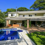Casa à venda com 3 quartos, sendo 2 suítes,  em Vila Tramontano, São Paulo, SP