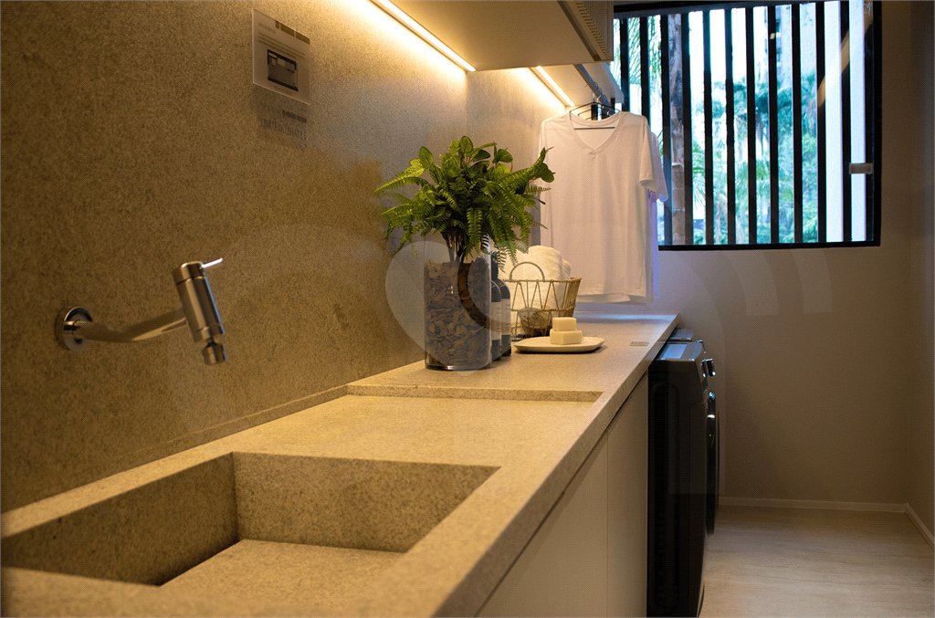Apartamento à venda com 4 quartos, sendo 3 suítes, em Perdizes, São Paulo, SP