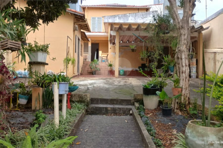 Casa à venda com 3 quartos em Chora Menino, São Paulo, SP