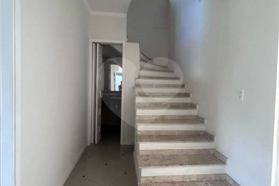 Sobrado à venda com 4 quartos, sendo 2 suítes, em Tremembé, São Paulo, SP