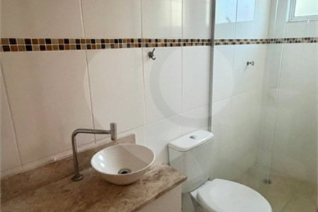 Casa à venda com 2 suítes no condomínio Residencial Real North Pedro, São Paulo - SP