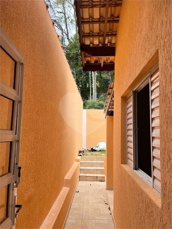 Casa à venda com 3 quartos, sendo 1 suíte, no condomínio Mirante da Mantiqueira, Mairiporã - SP