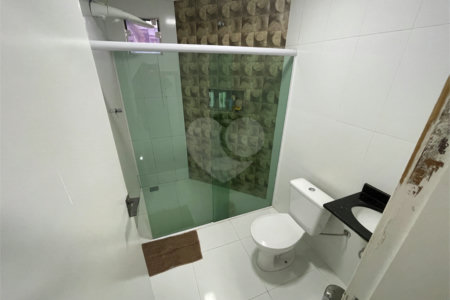 Casa à venda com 4 quartos, sendo 1 suíte, no condomínio Horto Florestal II, Sorocaba - SP