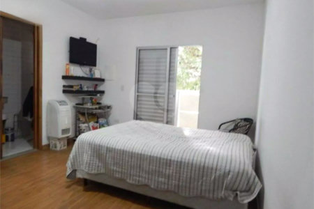 Sobrado à venda com 3 quartos, sendo 1 suíte, em Vila Ré, São Paulo, SP